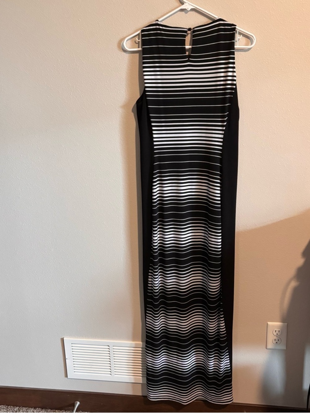 White House Black Market Black and White Striped Maxi Dress Size S - Picture 3 of 3